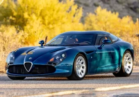 Италиянинг Alfa Romeo бренди 100 йиллигини нишонлаш