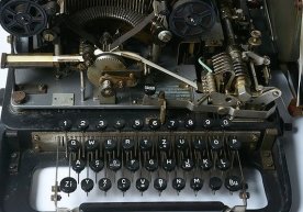 Англияда Блетчли-парк волонтёрлари eBay сайтида Адольф