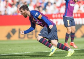 Messi «Oltin butsa» uchun poygada peshqadamlik qilmoqda фото