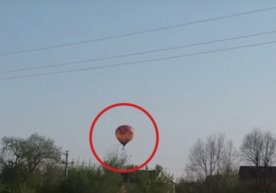 Қрим ОАВлари шамолнинг ҳаво шарида 12 ёшли қизчани очиқ