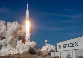 Илон Маскнинг SpaceX компанияси IPO орқали $30 миллиарддан