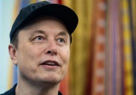 АҚШдаги машҳур ишбилармон ва технология магнати Илон Маск,