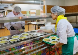 Республика бўйича бошланғич синф ўқувчиларига бепул овқат
