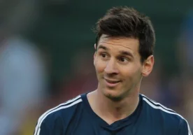 «Барселона» ҳужумчиси Лионель Месси ўз жамоадошлари ва