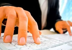 Internet asoschilaridan biri, britaniyalik olim Tim