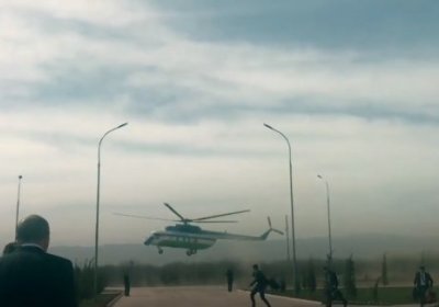 Президент вертолётининг Жиззахда қўниши (видео) фото