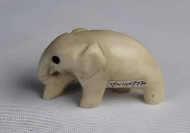 Буюк Британиянинг Бристол шаҳридаги музейдан 600 дан ортиқ