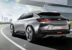 General Motors концерни 2015 йилнинг Jeep автомобили