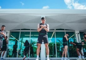 Футбол ишқибозлари учун яна бир тарихий кун бошланмоқда.