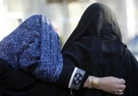 Эронда исломий қадриятлар ва жамоат ахлоқ қоидаларига риоя