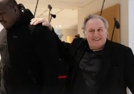 Франциянинг машҳур актёри, 76 ёшли Жерар Депардье, яна