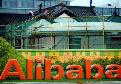 Alibaba автомобиллар сотувчи вендинг автоматни ишга туширмоқчи фото