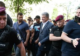 Украинанинг собиқ президенти Пётр Порошенко давлат