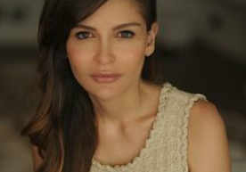 Lola Karimova Tillayeva Tailanddagi uchar fonuslar festivalida qatnashdi фото