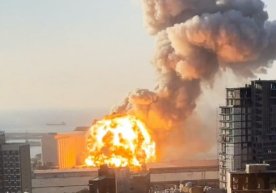 Bayrutdagi portda yuz bergan portlashning turli nuqtalardan ko‘rinishi va xronologiyasi фото