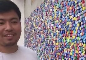 Қарапайым пластик қақпақтарды пайдаланып өнер туындысын