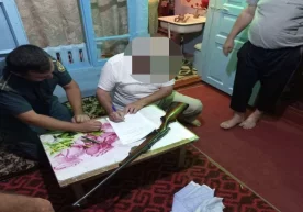 Сирдарёда ҳам ўқотар ов қуролини ноқонуний сақлаган шахс аниқланди фото