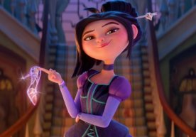 Netflix Золушка ҳақидаги классик эртакни бутунлай