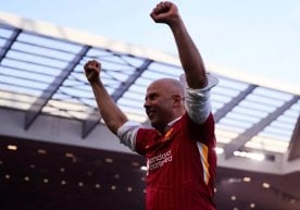 “Ливерпул” бош мураббийи Арне Слот “Астон Вилла” устидан