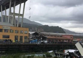 Интернетда автомобиль кўпригининг қулаб тушиши