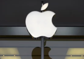 Американинг Apple корпорацияси эгилувчан экран ва шаффоф