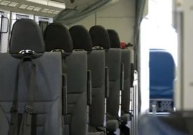 samolyotining ichki qismi tasvirlangan videorolik e’lon