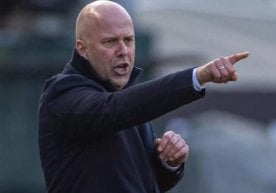 "Ливерпул" бош мураббийи Арне Слот жамоанинг