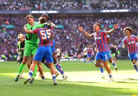 "Crystal Palace" ve "Liverpool"