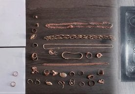 Давлат хавфсизлик хизмати ва божхона ходимлари қимматбаҳо