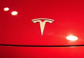 Флоридадаги суд ҳайъати Tesla компаниясини автопилот билан