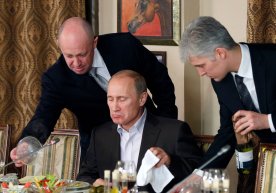 Путин Пригожинни Кремль расмийси сифатида яширинча мукофотлаган фото