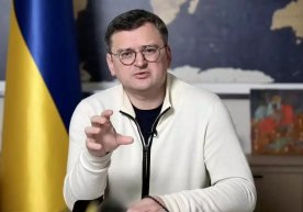 Украина ташқи ишлар вазири: Ҳозир урушни дипломатия йўли билан тўхтатиб бўлмайди фото