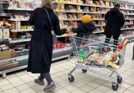 Rossiyada o‘tgan yilning avgustidan beri ilk bor narxlar tushib, deflyatsiya yuz berdi фото