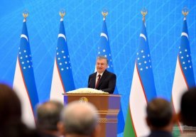 Shavkat Mirziyoyev: "Barcha qishloq va mahallalar 2 yil ichida tezkor internet bilan ta’minlanadi" фото