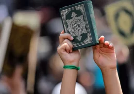 Швеция ҳукумати Дания мисолида диний китобларни ёқишни