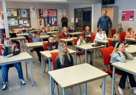 Норвегияда мактабларда мобил телефонлардан фойдаланишни