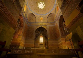 Тарихни ўрганар экансиз, “югурганники эмас, буюрганники”