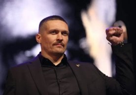 Усик болалигида бошидан ўтказган «нокаут» ҳақида сўзлаб берди: уни от ҳушидан кетказган экан фото