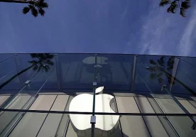 Apple iPhone 7s’ni chiqarmasdan turib, 2017 yilda