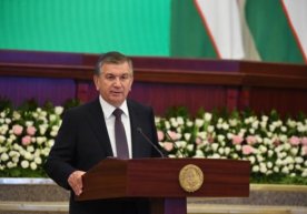 Shavkat Mirziyoyev navbatdagi videoselektorni parlament vakillari bilan o‘tkazdi фото