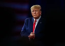 АҚШ президенти Доналд Трамп Россия ва Украина ўртасида