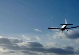 Остона яқинида фожиали авиаҳалокат: икки одам ҳалок бўлди