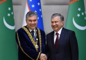 Turkmaniston prezidentiga faxriy unvon berildi фото