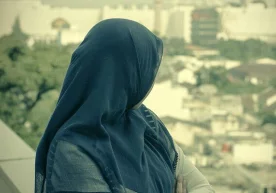 «Менга ёрдам керак. Карантин қоидаларига амал қилиб, уйда