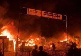 Исроил Рафаҳдаги қочқинлар лагерига зарба берди: “Одамлар тириклайин ёнган” фото