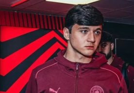 Жаҳон спортида таққослашлар анъанага айланган. Футболда