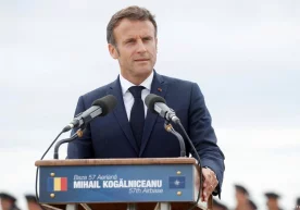Франция президенти Эммануэл Макрон Украина урушга барҳам