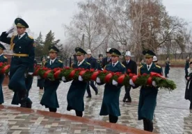 Қирғизистон президенти Алмазбек Атамбоев «Қирғизистон