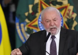 Бразилия президенти Лула да Сильва интервью чоғида Европа