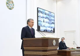 Президент Шавкат Мирзиёев айни вақтда Тошкент вилояти Халқ